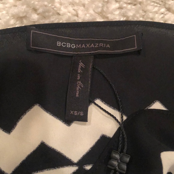 BCBG black and white kaftan dress - Picture 5 of 8